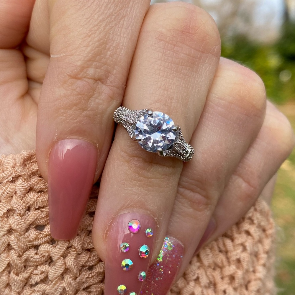 NEW 925 Sterling Silver Beautiful Ring - Picture 3 of 10